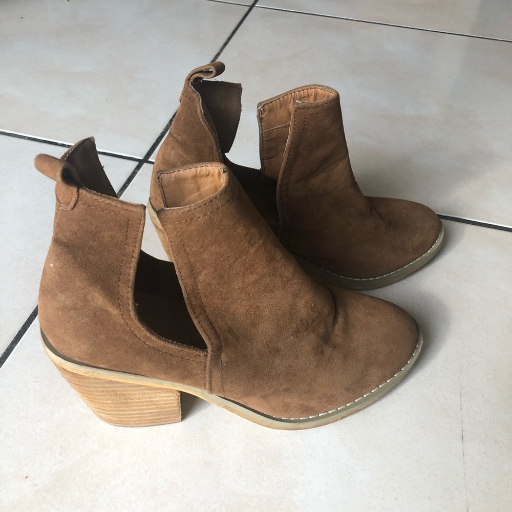 Brown ankle boots